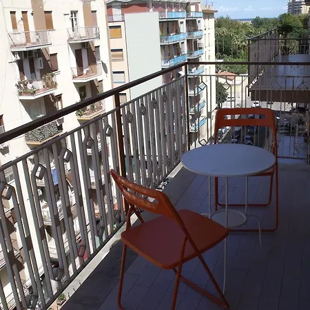 Pensión A Tre Passi Dal Centro Palermo